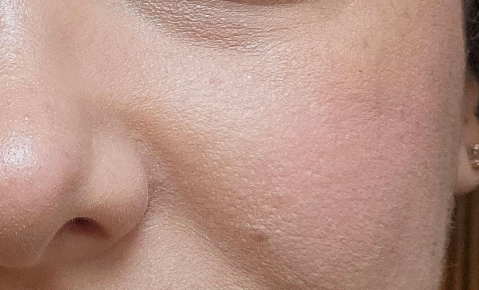 Fond de teint obstruant les pores