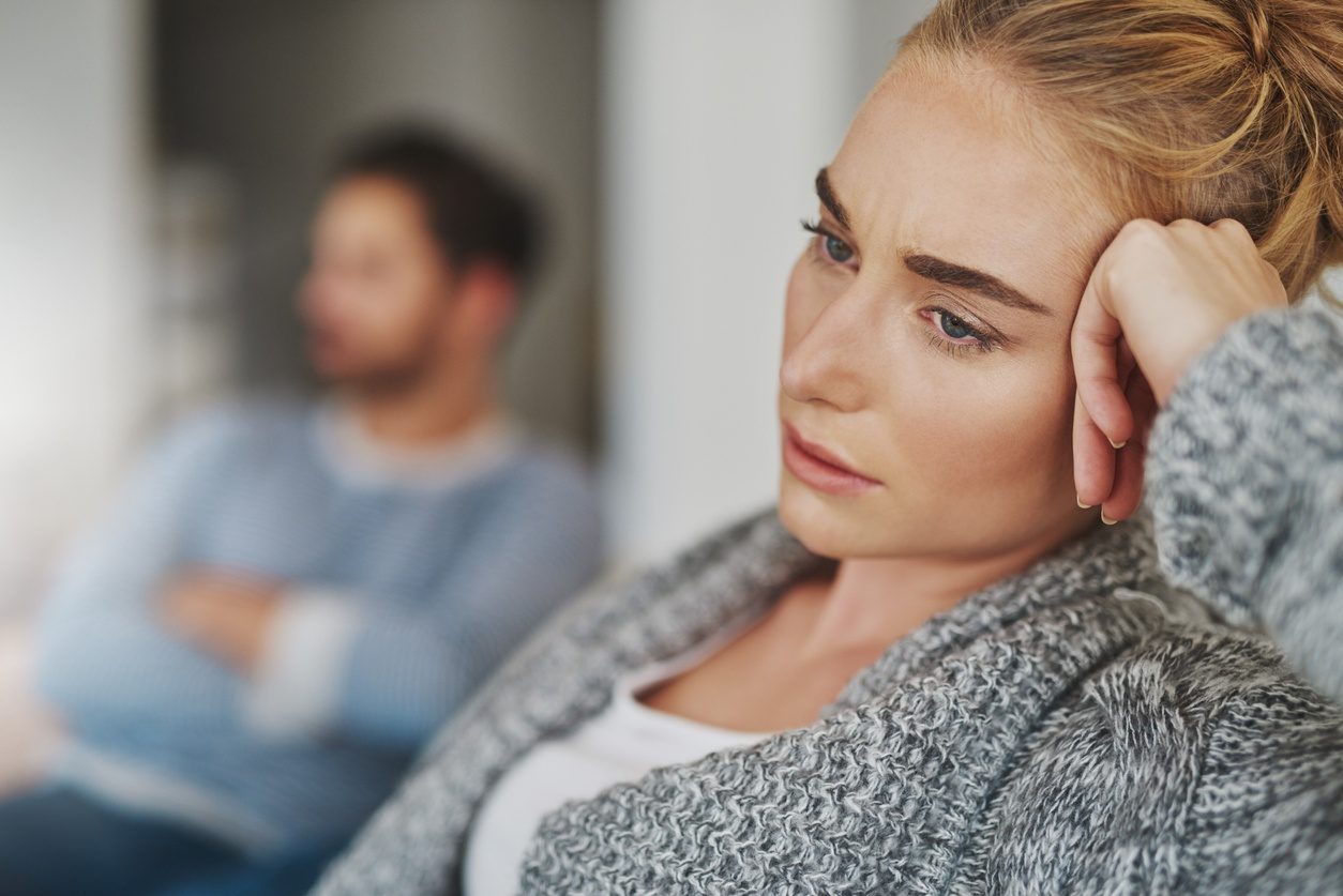 Couple en tension matinale