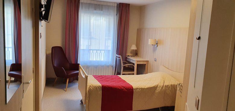 Chambre d'hôpital luxueuse