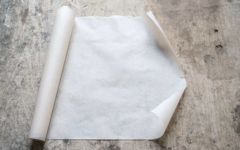 Papier cuisson blanc et papier cuisson naturel brun