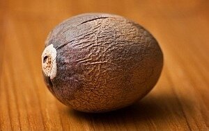 Noyau d'avocat séché et réduit en poudre