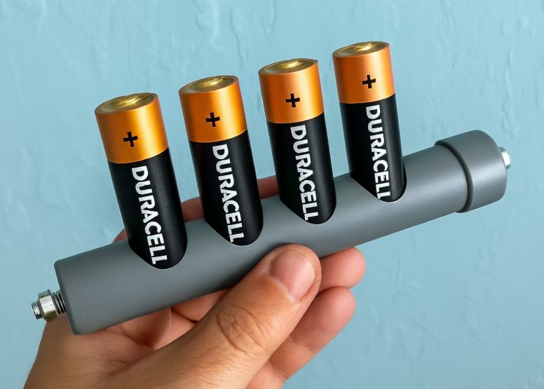 Antenne TV avec dispositif artisanal d'amélioration du signal