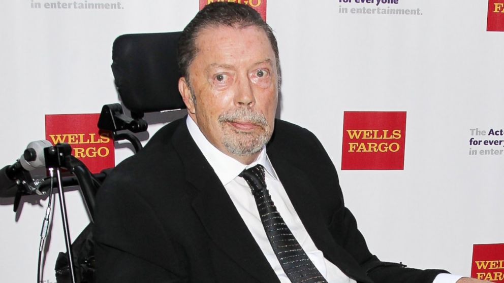 Tim Curry, sourire malicieux