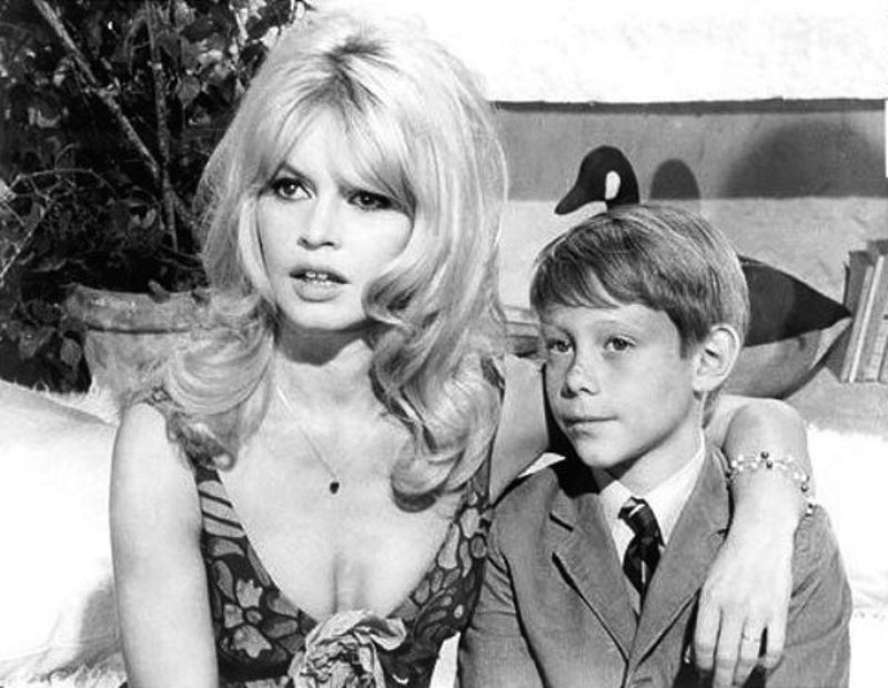 Nicolas-Jacques Bardot jeune homme, regard sérieux