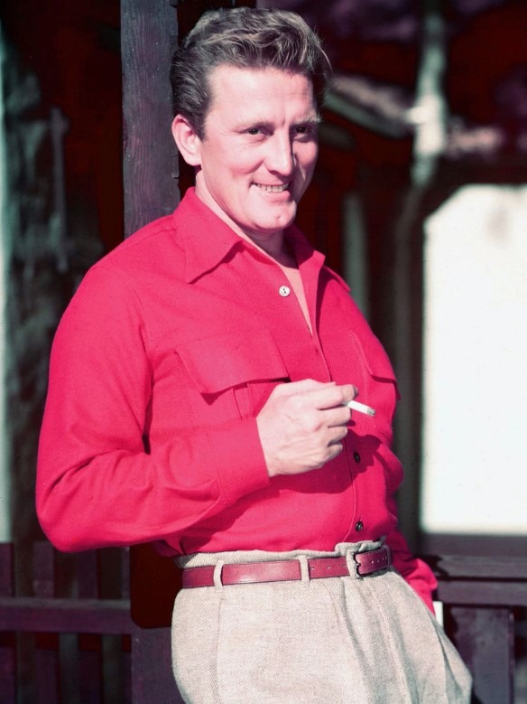 Kirk Douglas dans un rôle dramatique, expression intense